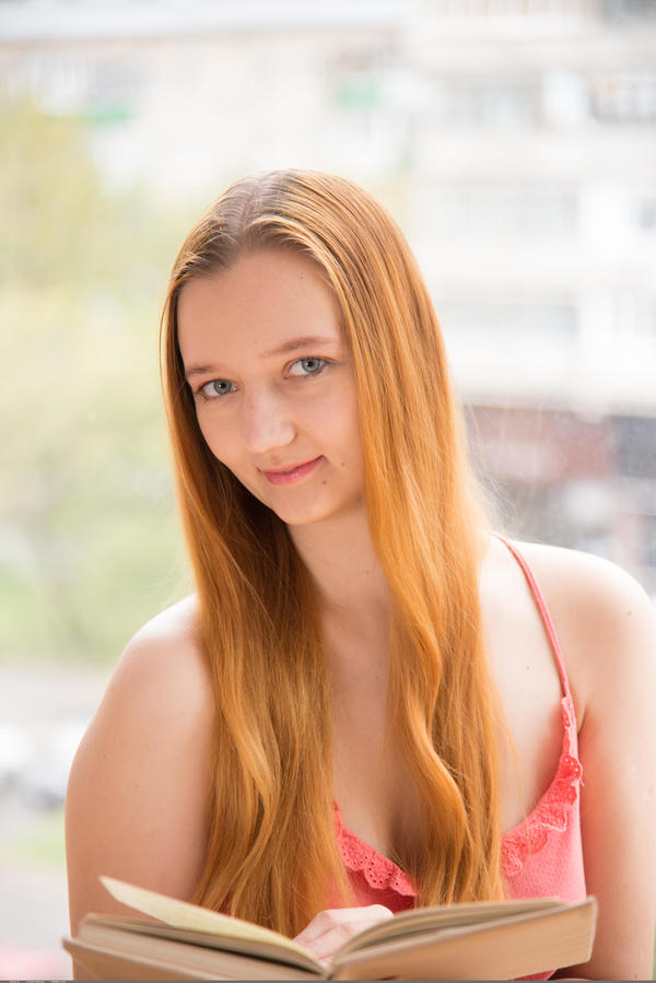 Free housewife thumb pix Male blow job videos