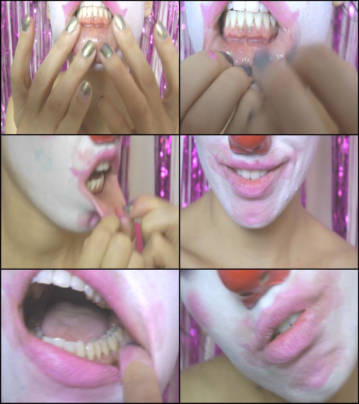 Kitzi Klown - Lip Stretching and Mouth Fetish Preview