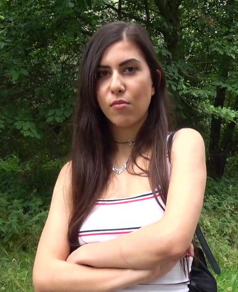 Anya Krey  Horny sexy tourist fucked in forest (2018/PublicAgent.com/FakeHub.com/FullHD)