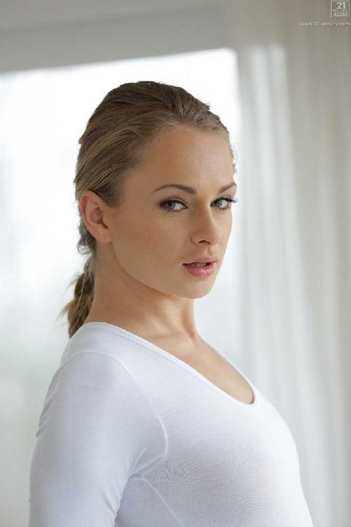 3b27592d0be9ce2c4b77d7d6c9f38af1