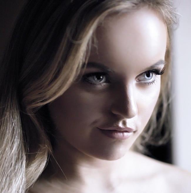 Sarah Vandella, River Fox – Birthday Surprise (PureTaboo/2019/HD1080p) Sarah Vandella, River Fox – Birthday Surprise (PureTaboo/2019/HD1080p)