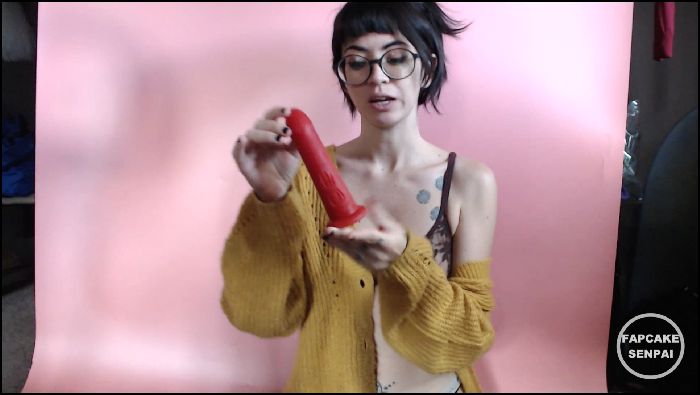 fapcake senpai nerdy girl reviews geeky sex toy dildo 2019 04 12 cguok6 Preview