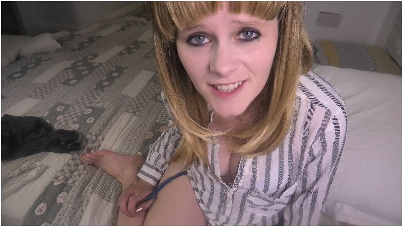 Sydney Harwin – Bad Auntie Sydney Harwin – Bad Auntie