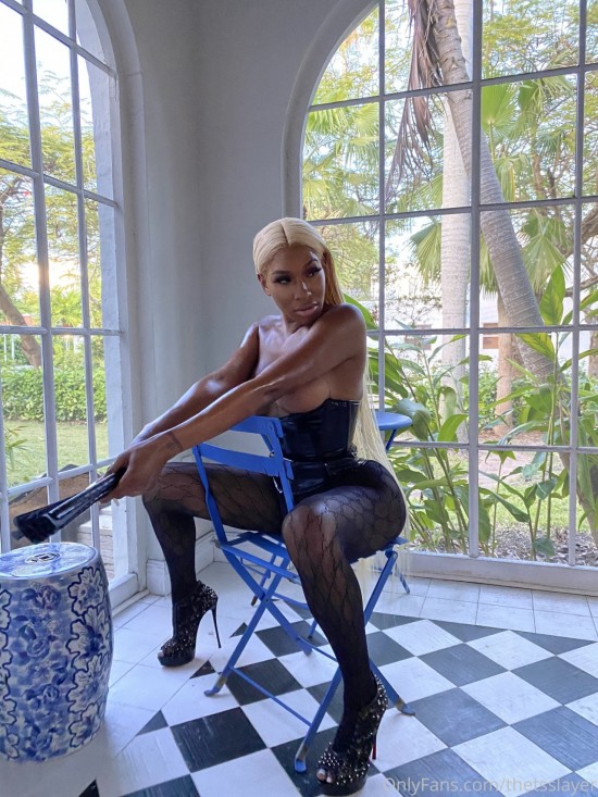 thetsslayer Behind the Scenes shooting with tsparrisxxx we rented a mansion i 24132008