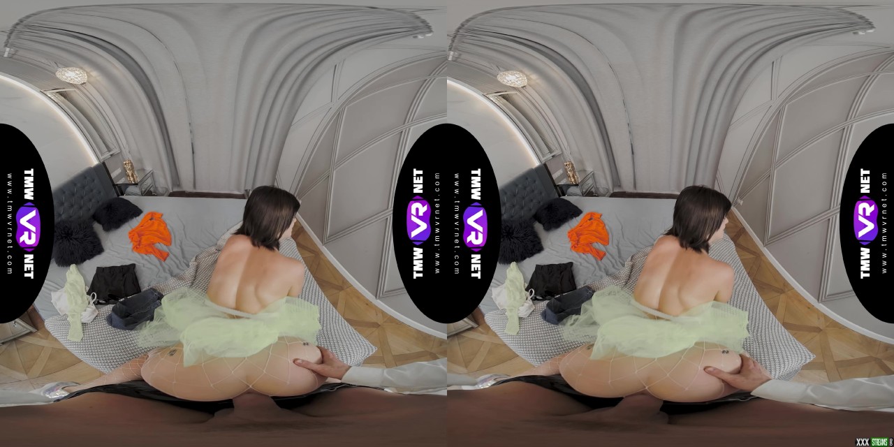 TmwVRNet - You say and I do - Nessie Blue (Oculus 5K) 23