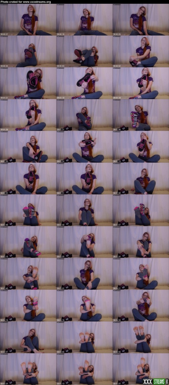 misha mystique geeky girl makes you worship her feet 2016 08 16 2Fz5a7