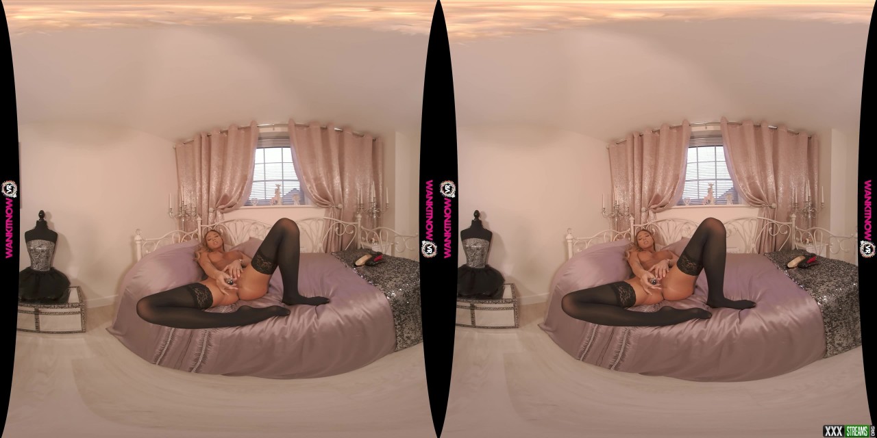 WankitnowVR - Evening of Fun - Natalia Forrest (Oculus Go 4K) 3