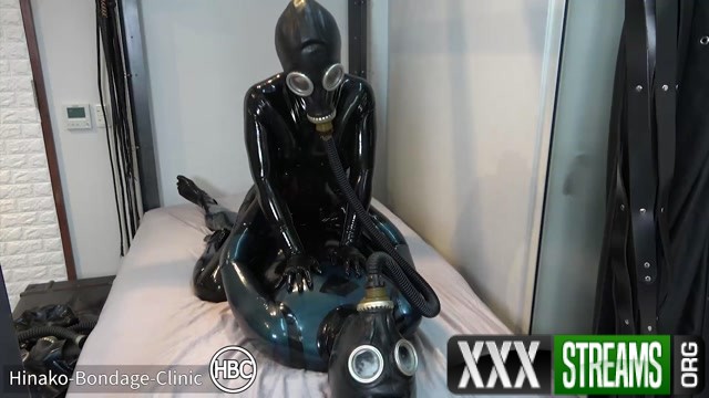 latex lovers have latex sex in head to toe latex 00008