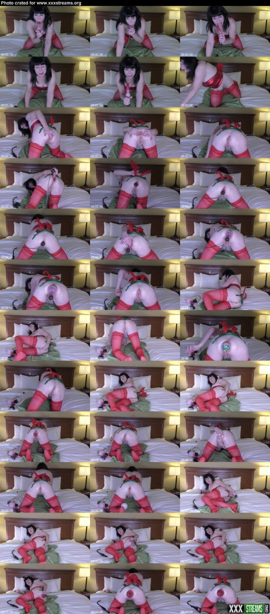 DGG MILF Rudolf the Red Assed Reindeer and prolapse porn