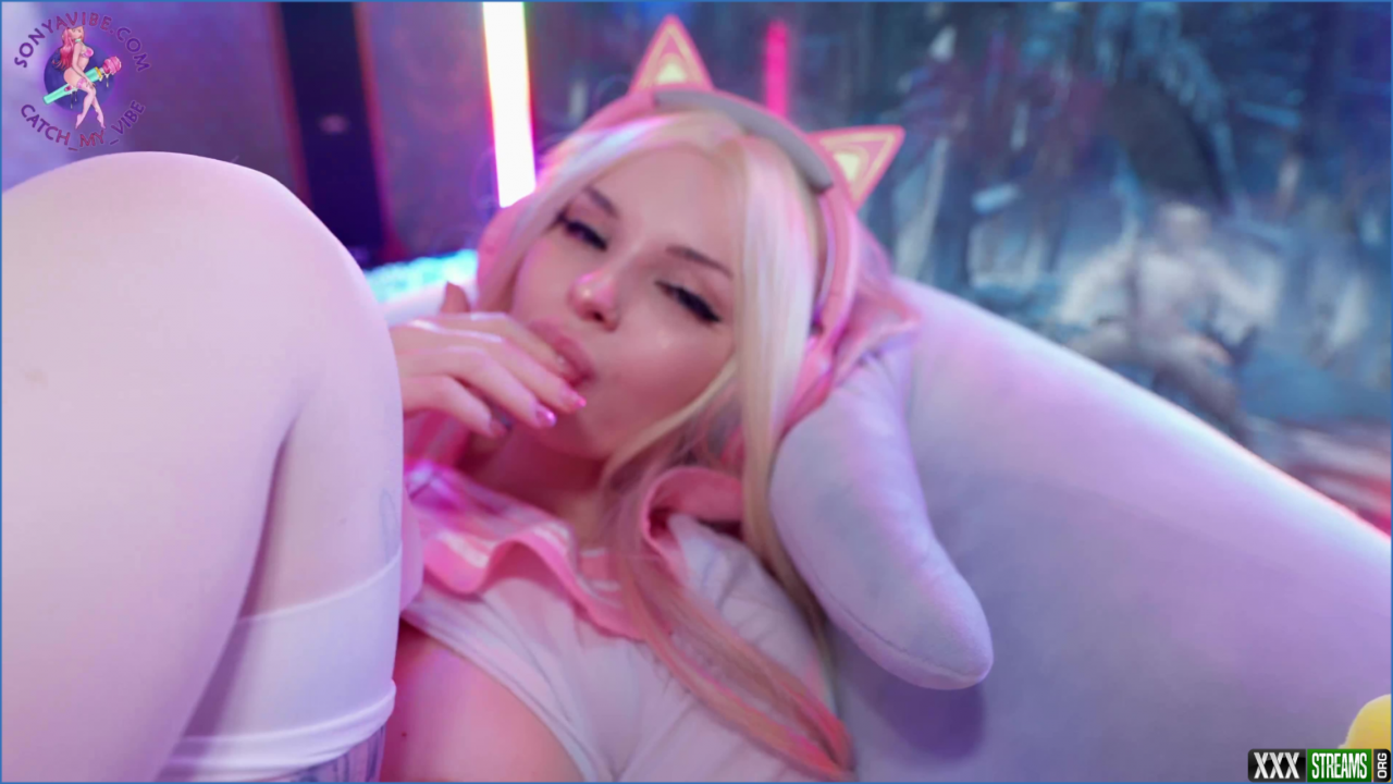 Catch My Vibe Gamer Girl Is Hungry For Your Cum 3