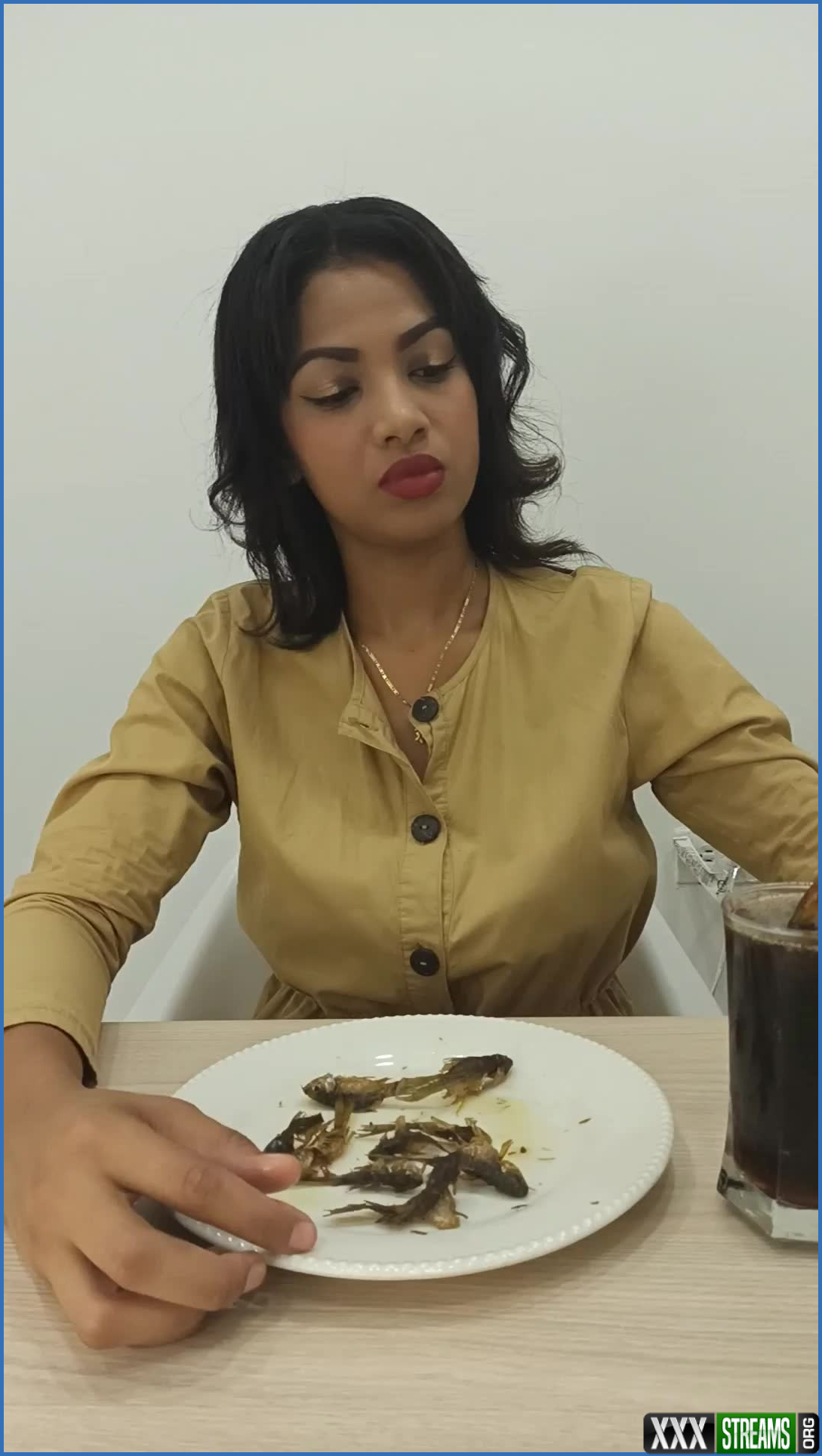 horny cutelatin97 accompany me to eat a rich fish 1