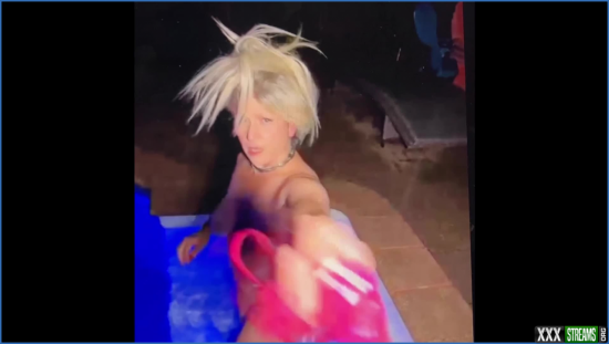 tabithaxxx polar skinny dip in my pool fan request 2022 05 08 dIWZpv