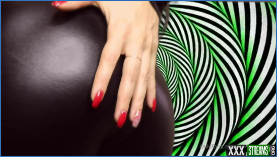 Queen Regina I wanna know how deep i can go in your mind