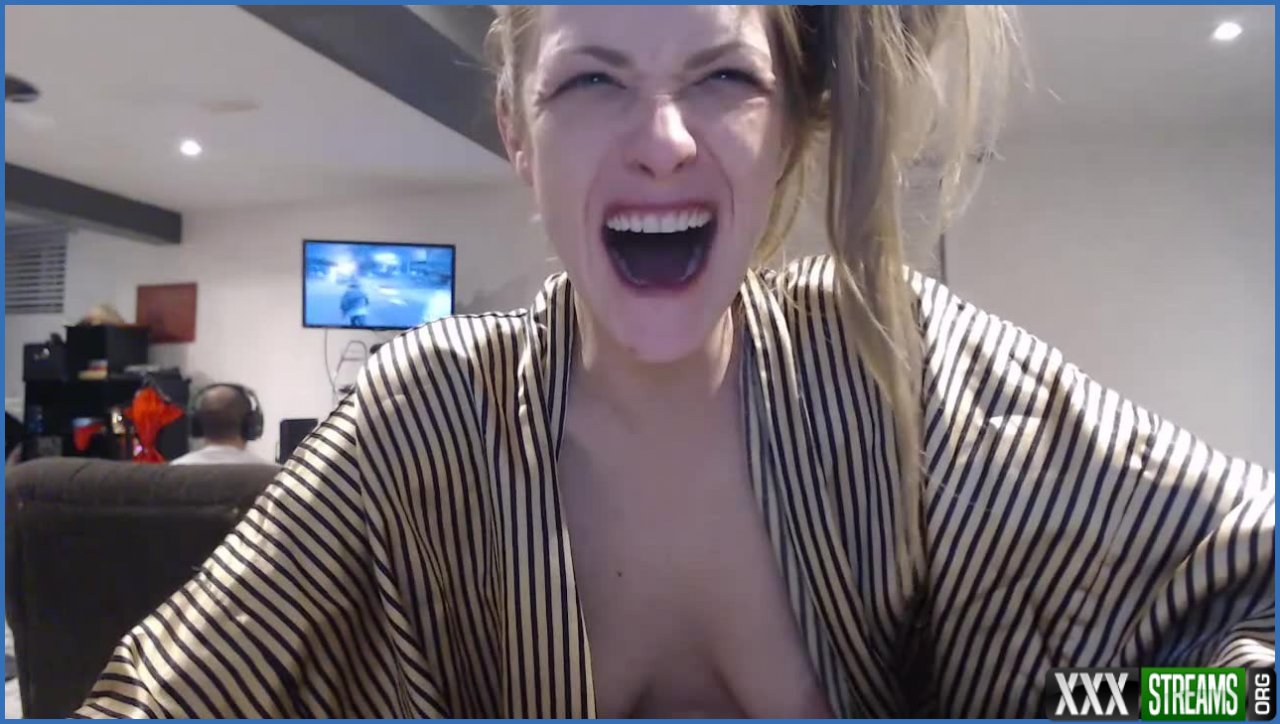 shannonmarieann milf burping and dilf gaming 2