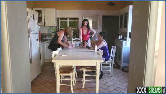 Deasofiamazzone sissy jessica fucked in the kitchen by two mistresses