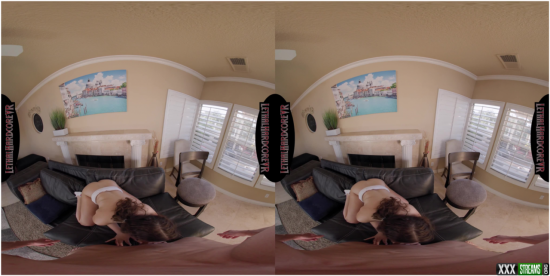 LethalHardcoreVR - Sexy Teen Leana Sneaks Over To Bang Her Neighbor - Leana L... 11