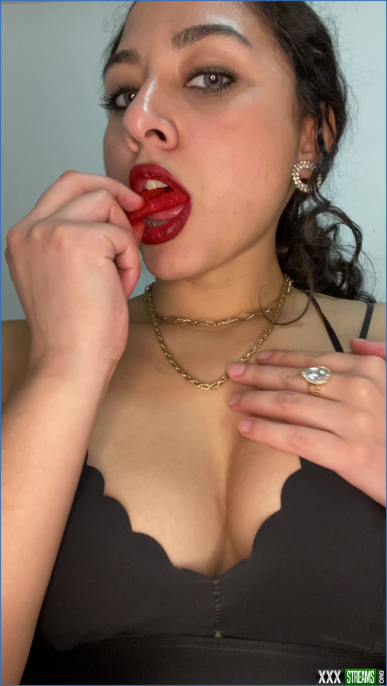 worshipaishavi spicy chips mukbang 2023 02 16 1LzgEF