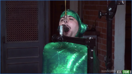 Facial Distortion Haskell Holland and Elise Graves