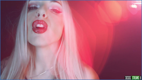 Miss Grace LIP PERVERT