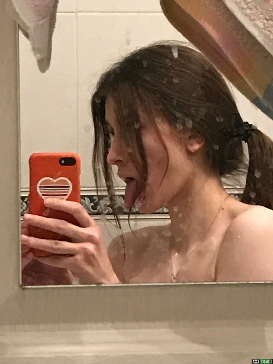 sleepingsonya 04 01 2022 2319797216 