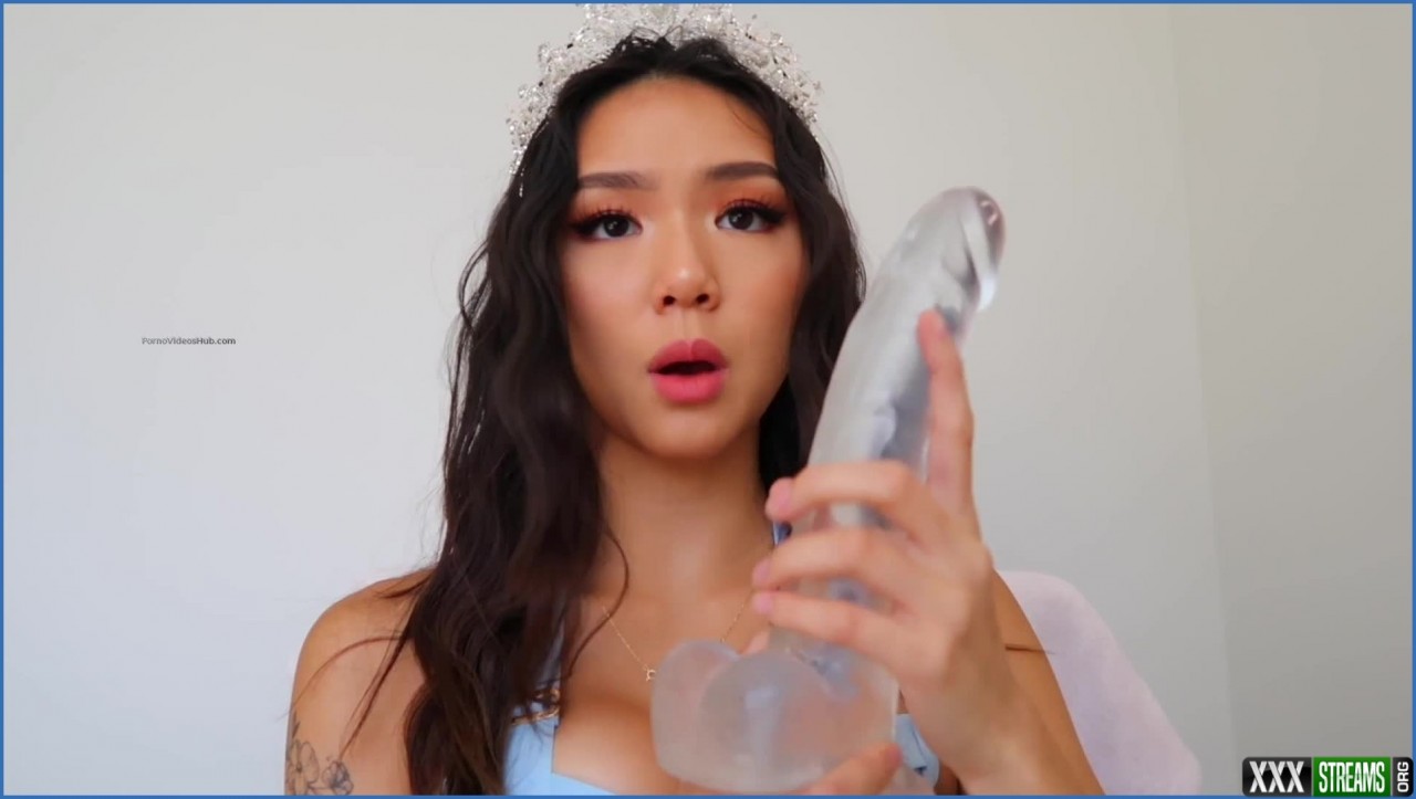 Cyberbully Gigi - Rub It Raw For Princess 2