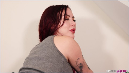 UpSkirt Jerk Eva Rae PUSSY CHANNEL