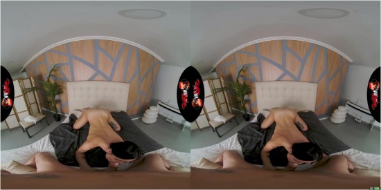 vrlatina misbehaving with a model charlotte lapiedra oculus 8k